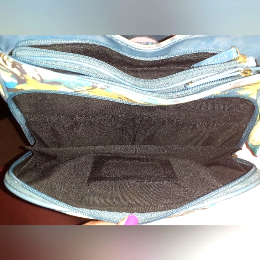 Floral Crossbody Bag, - Picture 3 of 4